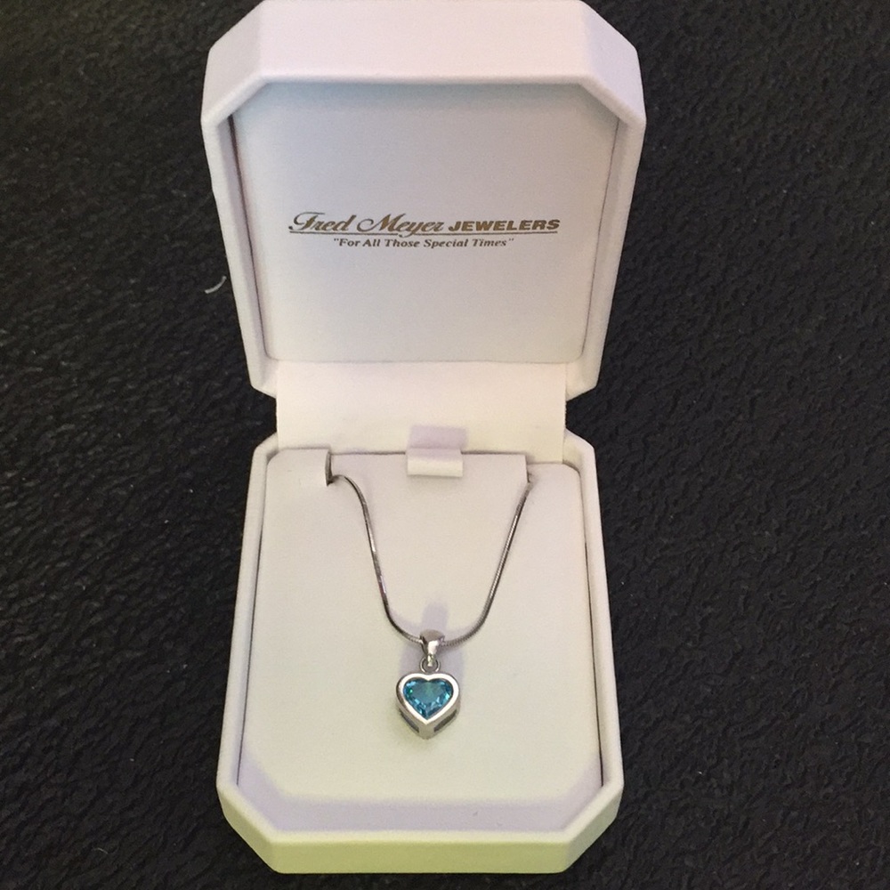 Beautiful blue topaz heart stone necklace